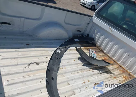 2000 Ford F-150 Work Series/Xl/Xlt z USA, uszkodzony, nr VIN 1FTZF1728YKA74687